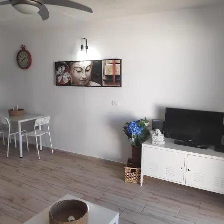 Cozy & Beautiful 1-bed Apartment *